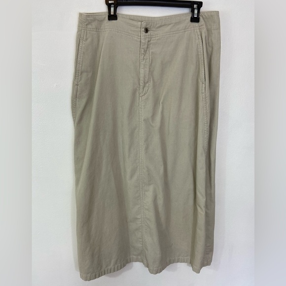 Eddie Bauer Womens 16 Corduroy Maxi Skirt Tan Long Minimalist Modest Back Slit - Picture 1 of 9
